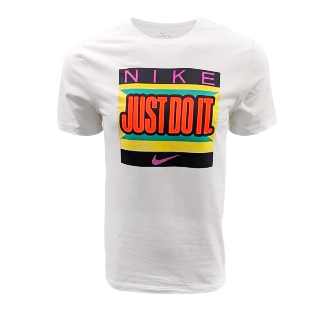 NIKE Men’s Big Logo Graphic Crewneck T-Shirt!